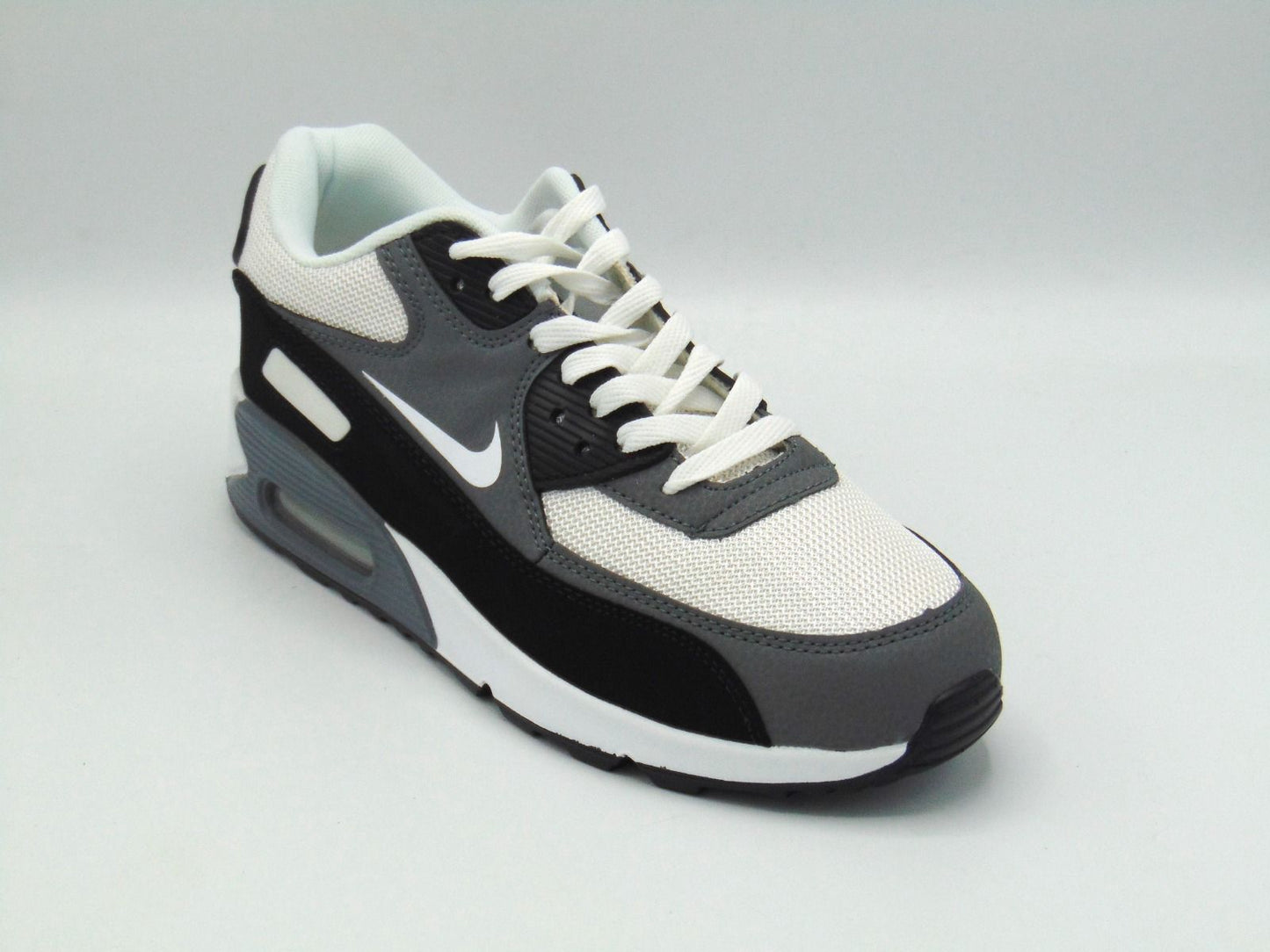 Nike 047 SÑ